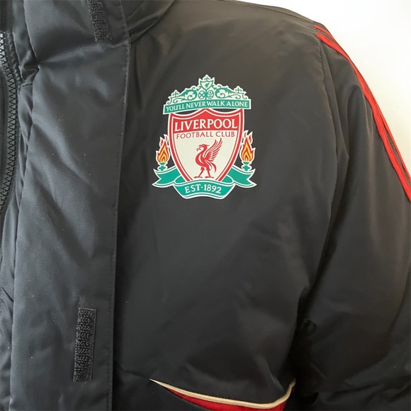 New With Tags Liverpool FC Official Licensed Padded Bench Coat Black/Red Size L - Picture 6 of 12